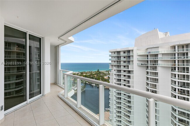 Building Photo - 21150 Point LPH 2902