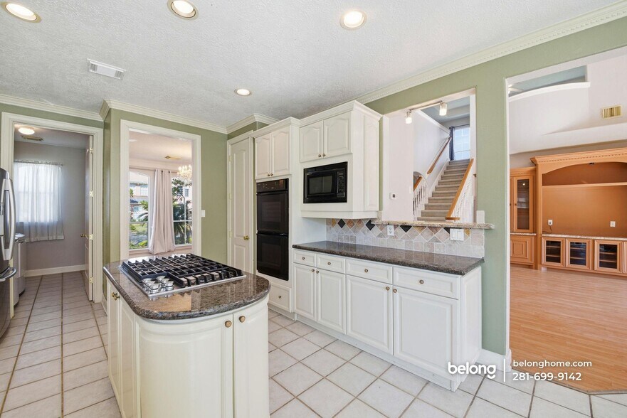 Building Photo - 5315 Ridgewood Reef