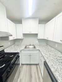 Building Photo - Nicely updated 2-bedroom 1-bath apartment in Auburn!