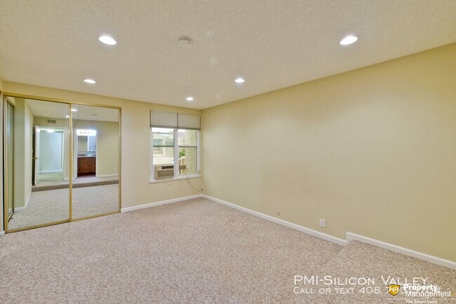 Building Photo - 520 S Cascade Terrace