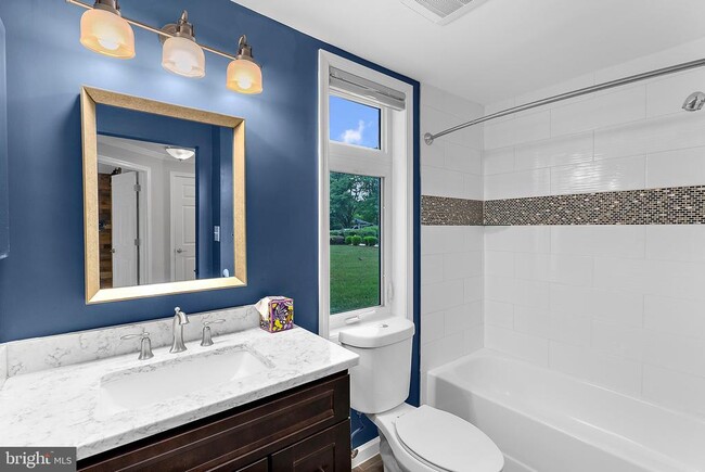 Building Photo - 1134 Lake Heron Dr