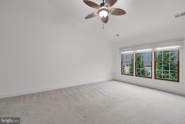 Building Photo - 1038 Grand Oak Way