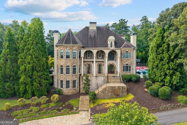 Building Photo - 11140 W Rd