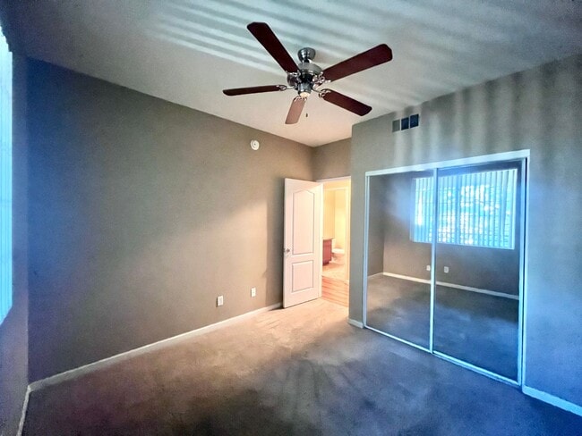 Building Photo - COMING SOON!! CUTE 3 BD/2BA CONDO LOCATED ...