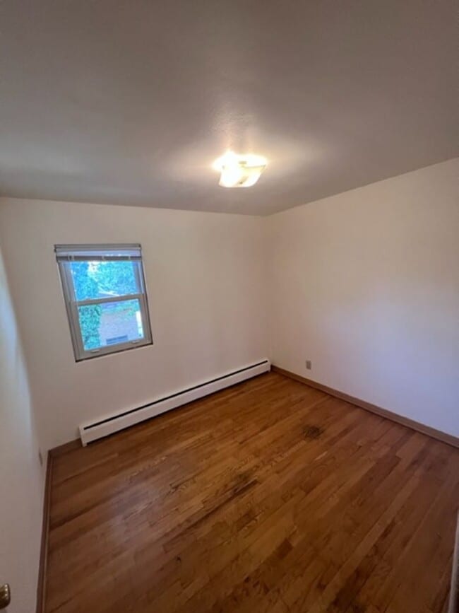 Interior Photo - 653