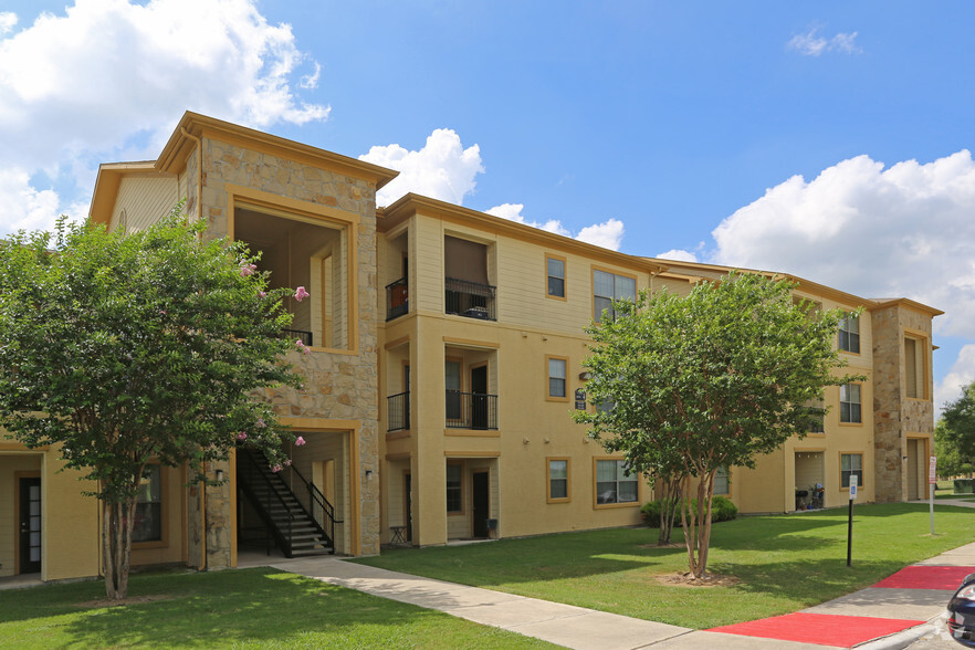 Champion Homes at Marshall Meadows - San Antonio, TX | Apartment Finder