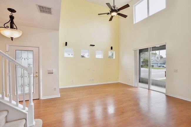 Building Photo - Luxury 3BR/3BA Townhome with 2-Car Garage in Gated Greystone – Sanford