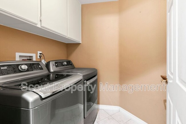 Building Photo - 32201 Pso San Esteban