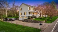Building Photo - 112 Peapack Rd