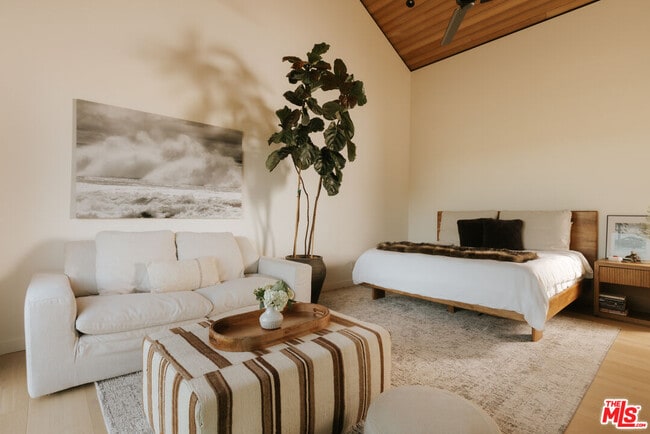 Building Photo - 5792 Calpine Dr