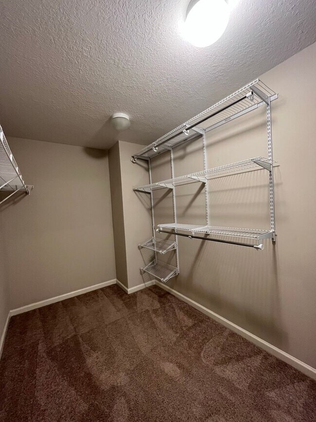 Building Photo - Fall in Love with Where You Live. Located in North Columbus