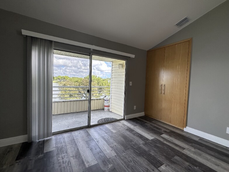 Building Photo - 3405 NW 44th St