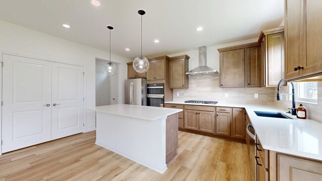 Building Photo - 826 Kuss Dr