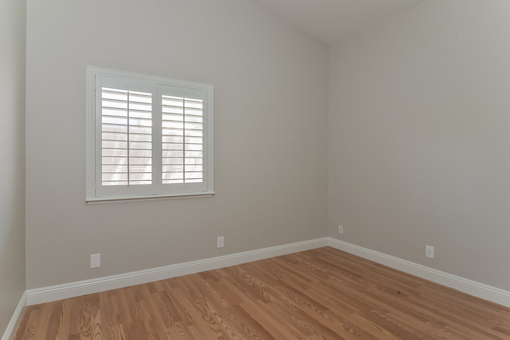 Building Photo - 1842 Adonis Ave