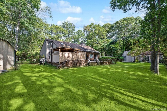 Primary Photo - 4 Ivy Pl