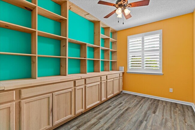 Building Photo - Executive Home For Rent!!!!