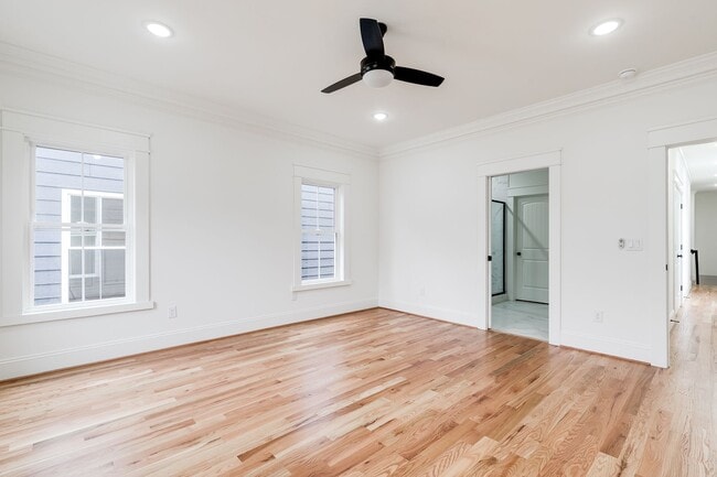 Building Photo - Experience Modern Elegance in RVA’s Souths...