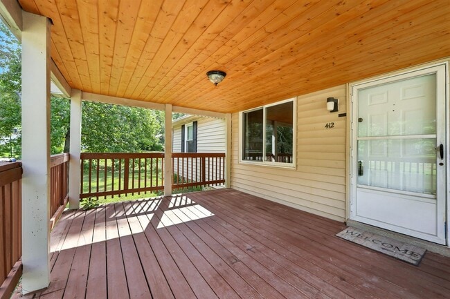 Building Photo - 412 Buckeye Ln