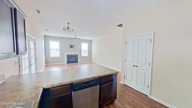 Building Photo - 601 Fosse Way