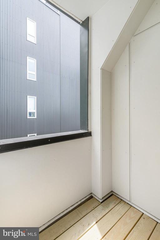 Building Photo - 1154 N Lee St