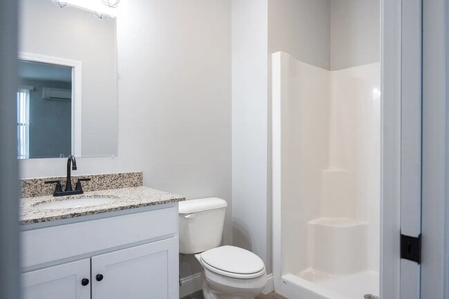 Building Photo - 6899 Post Rd