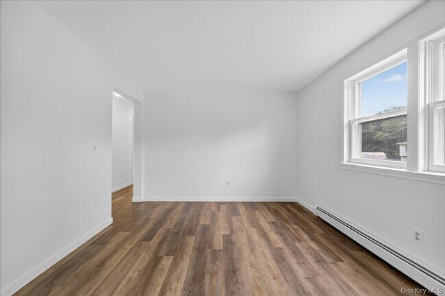 Building Photo - 226 Knoth Rd