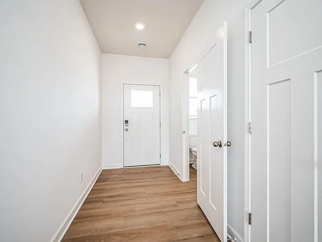 Building Photo - rare brand new construction home for lease...