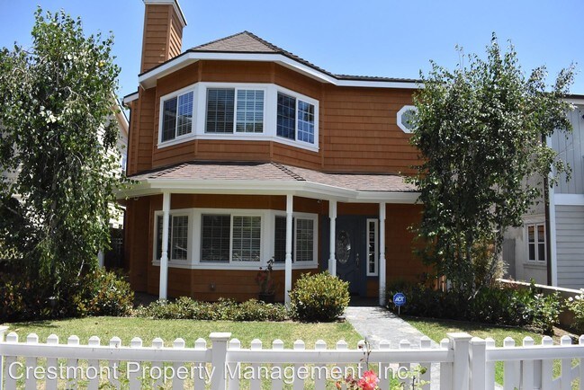 Building Photo - 4 br, 3 bath House - 425 Alameda Boulevard