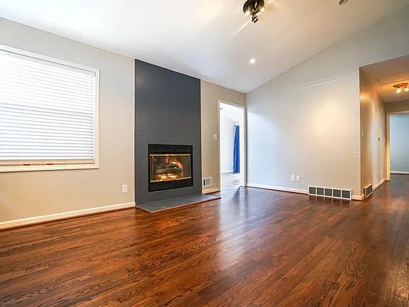 Building Photo - 6711 W 78th Terrace
