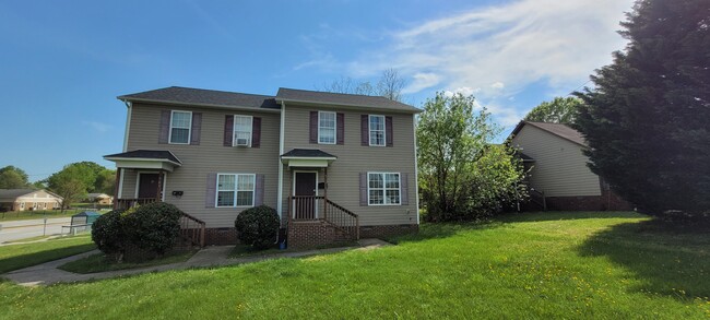 Primary Photo - 501 W Florida St