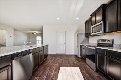 Building Photo - 361 Cres Park Dr