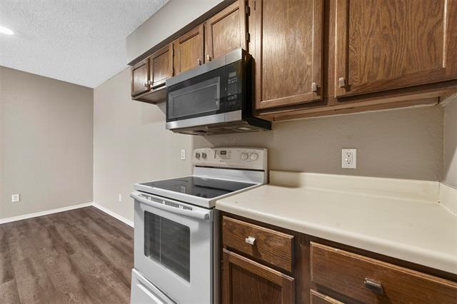 Building Photo - 319 SE 3rd St