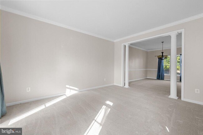 Building Photo - 38 Houser Dr