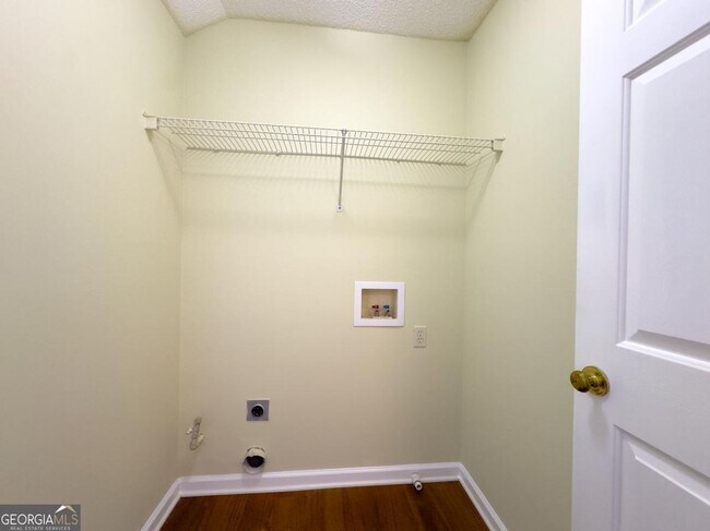 Building Photo - 3025 Oxwell Dr NW