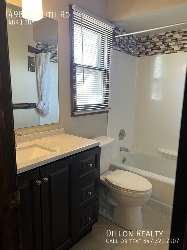 Building Photo - 4988 S Rd