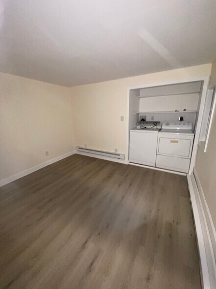 Building Photo - 112 Albright Ave