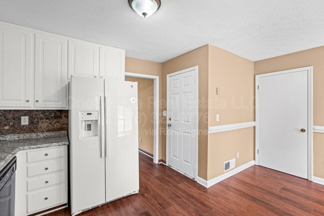 Building Photo - 1321 Timbercrest Dr