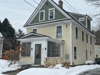 Building Photo - 3 bedroom, 2.5 bath home walking distance to Dartmouth College