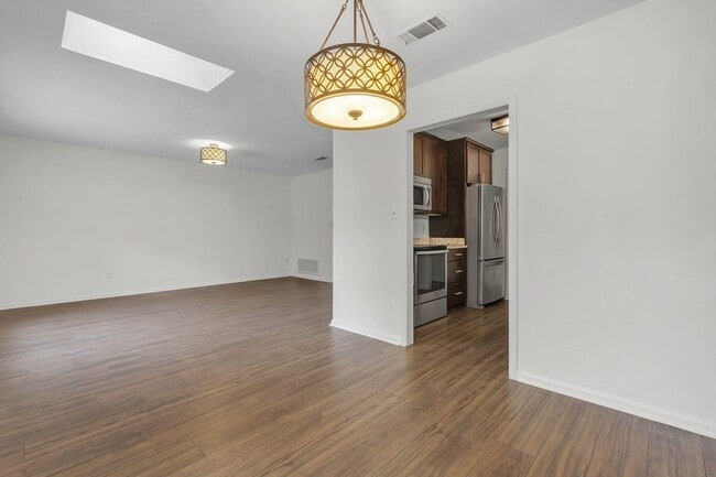 Building Photo - 3 bed 2 bath home for rent in Killearn