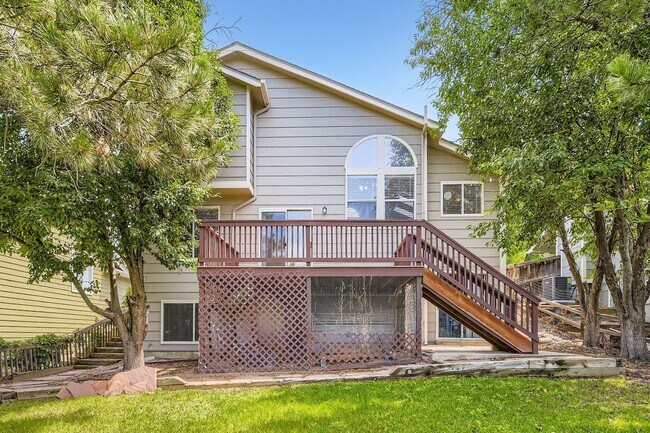 Building Photo - 6532 Freeport Dr