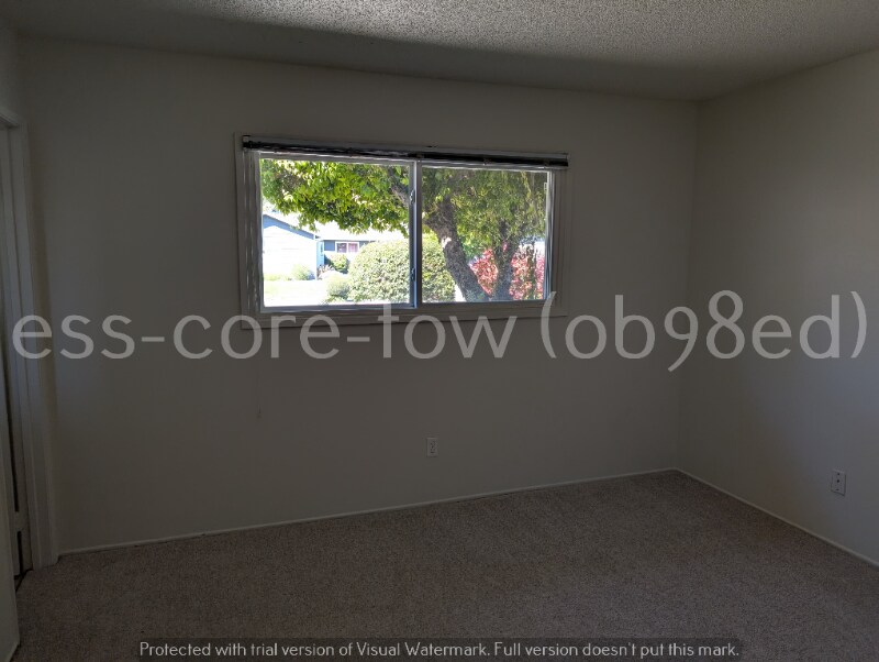 Building Photo - 29 Stasia Dr