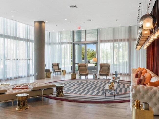 Building Photo - 2000 Metropica Wy