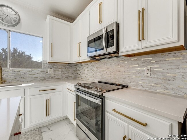 Building Photo - 8514 Espanola Dr