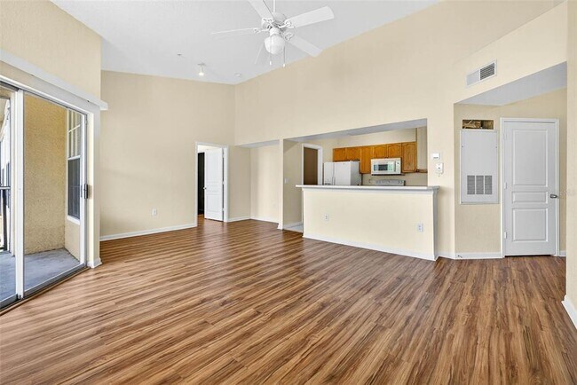 Building Photo - 5125 Palm Springs Blvd