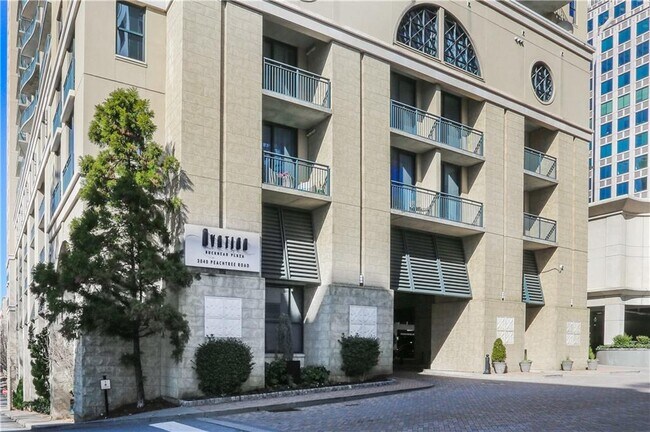 Building Photo - 3040 Peachtree Rd