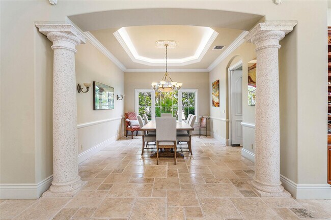 Building Photo - 19022 Loxahatchee River Rd