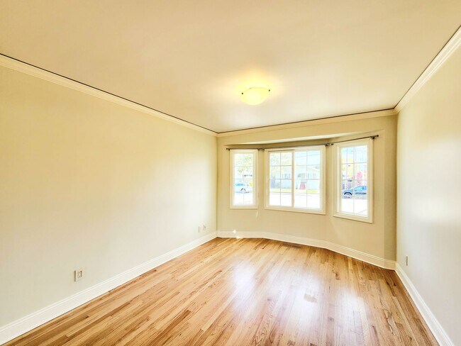 Building Photo - Lovely 2 bedroom house in San Mateo
