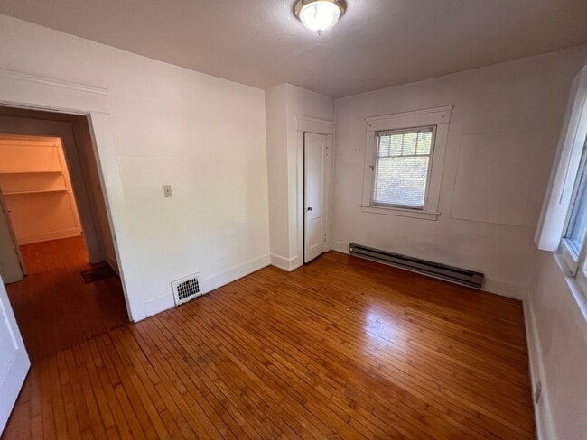 Building Photo - 1287 Washington St