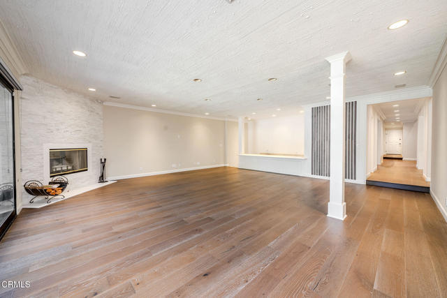 Building Photo - 4330 Bel Air Dr