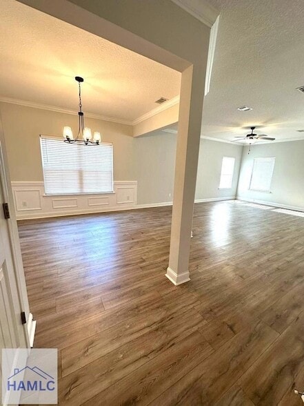 Building Photo - 156 Hamlet Ct